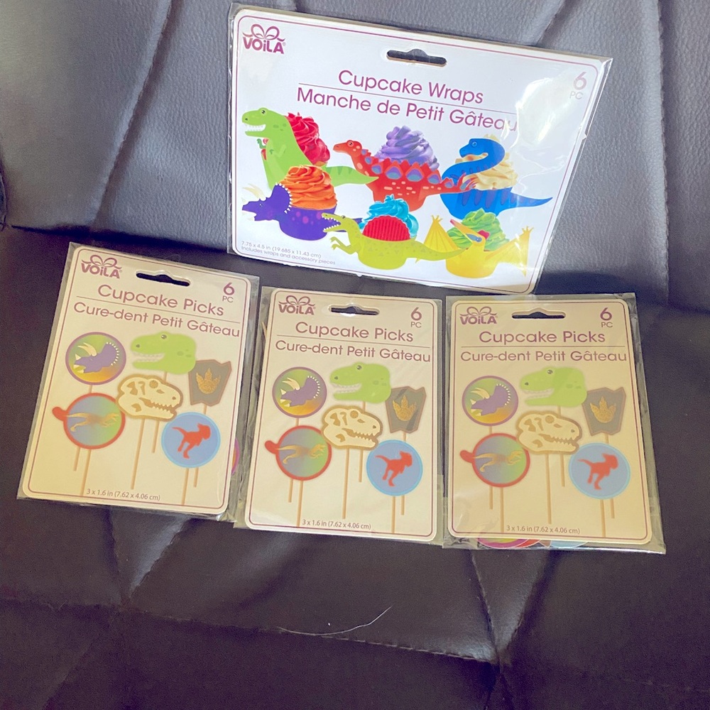 Dinosaur Cupcake Wrappers & matching Cupcake picks